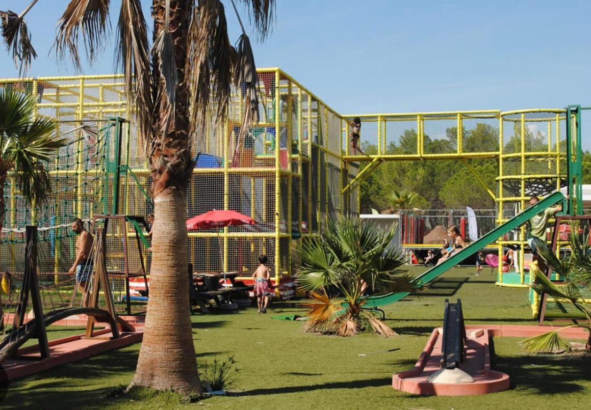 Camping Oasis Village Puget-sur Argens Exteriör bild